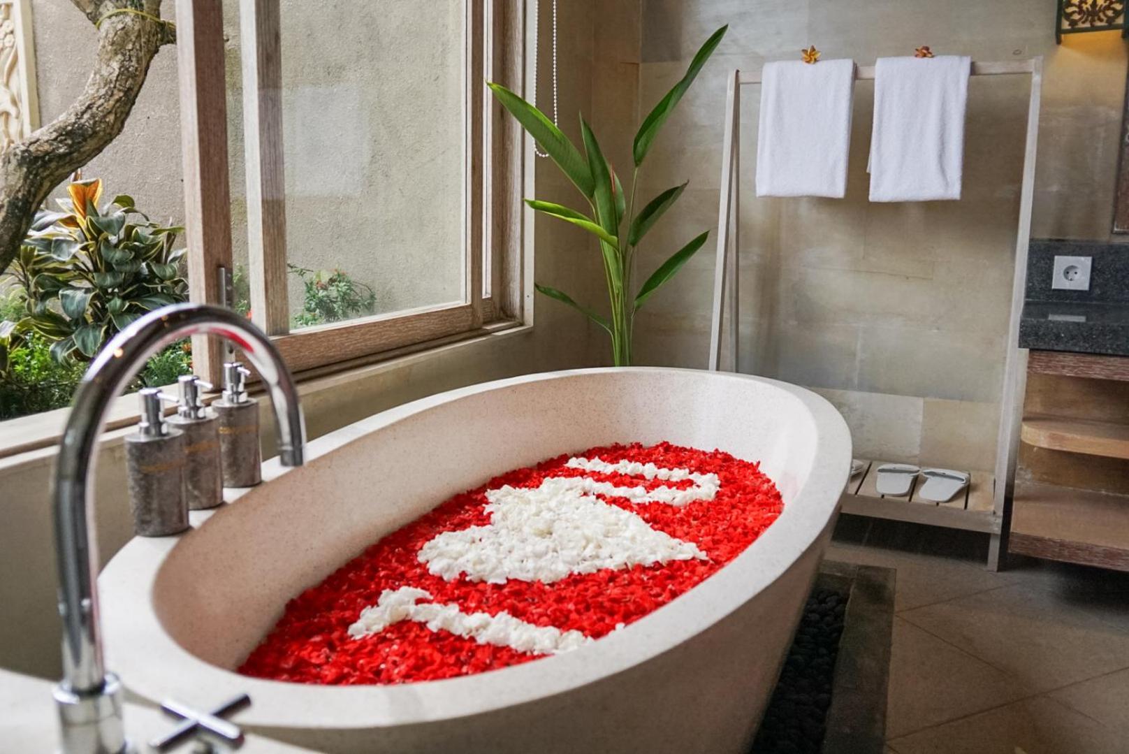 אובוד Happy Honeymoon Private Villa מראה חיצוני תמונה