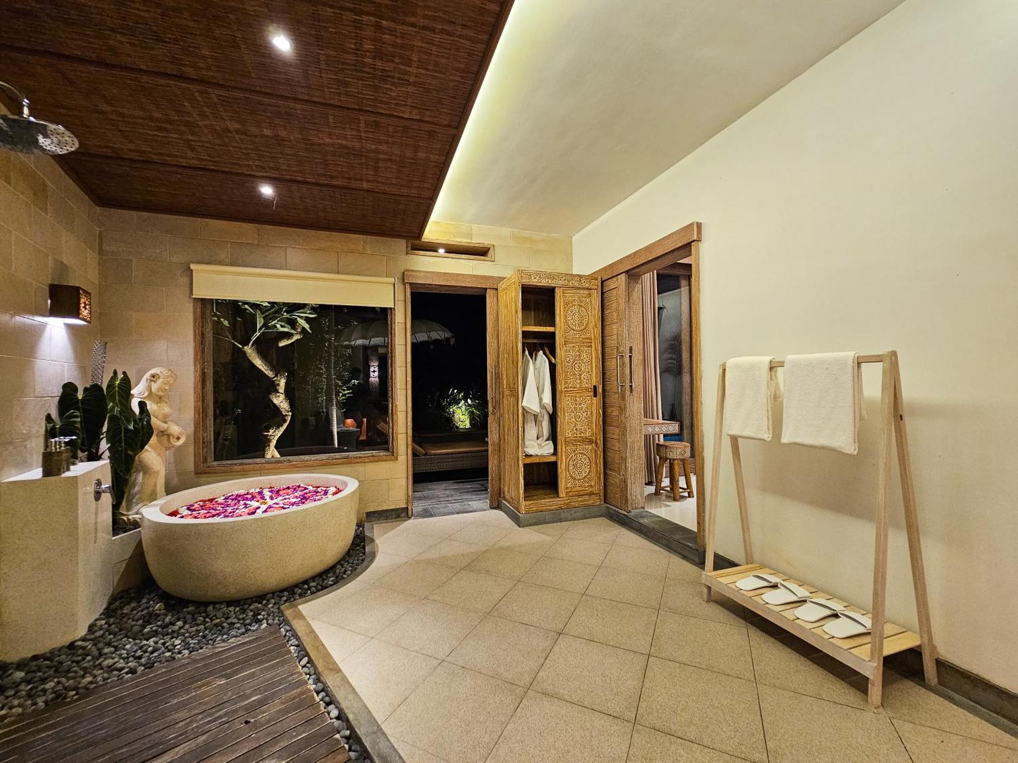 אובוד Happy Honeymoon Private Villa מראה חיצוני תמונה